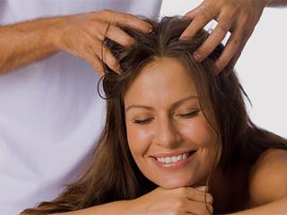 почему болят корни волос на голове после резинки