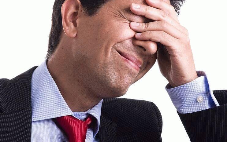 otravlenie bolit golova