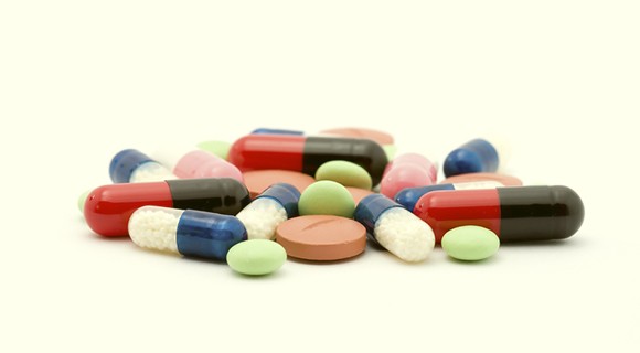 Почему может болеть спина у мужчины