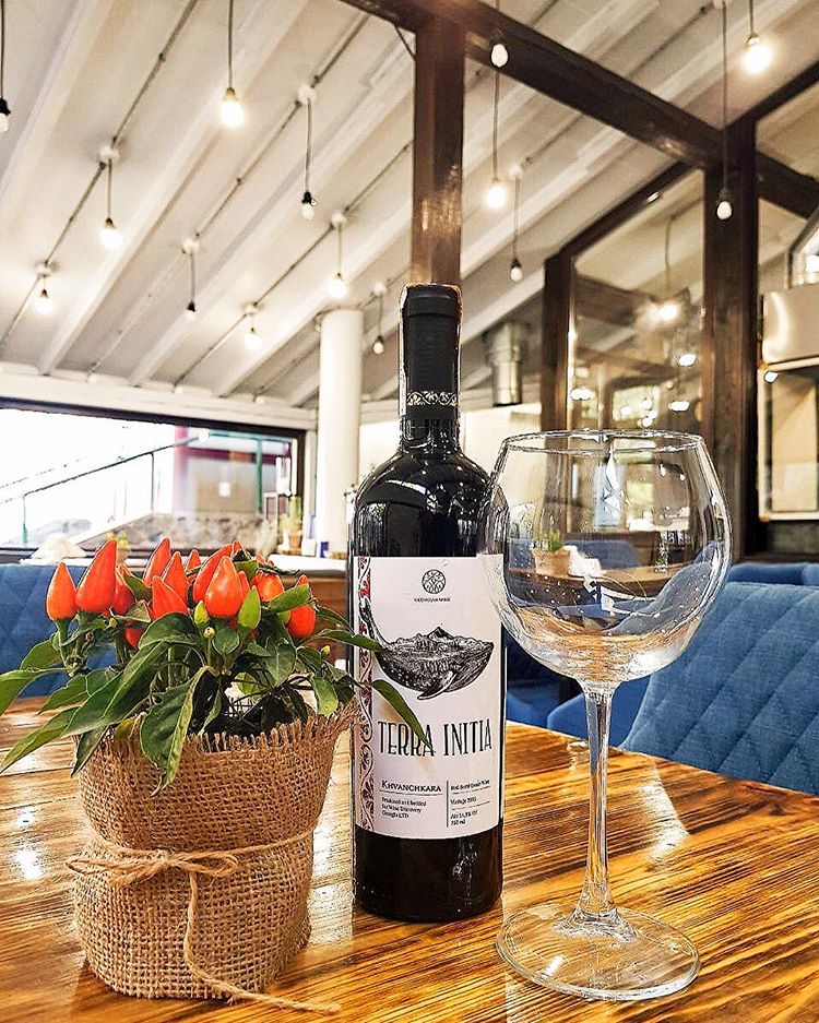 Почему от красного вина болит голова